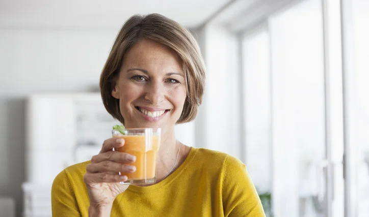 Frau am trinken